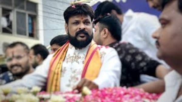  మనీష్ సిసోడియా బ్యాంక్ ఖాతాలు తనిఖీ