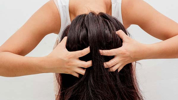 health tips: Are you suffering from dandruff problem? then try these tips!!