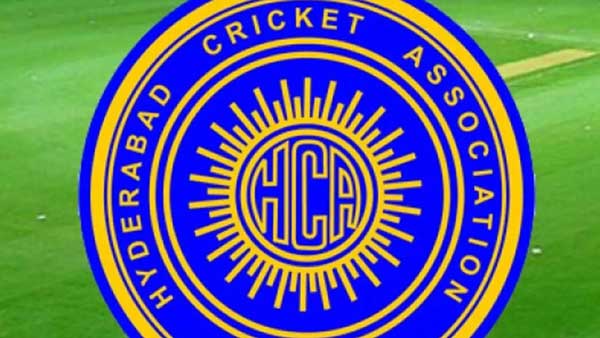 కాంట్రాక్టర్‌తో కుమ్మక్కు..