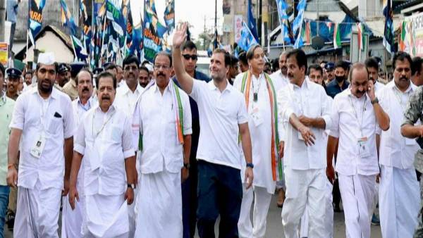 కేరళలో యాత్ర..