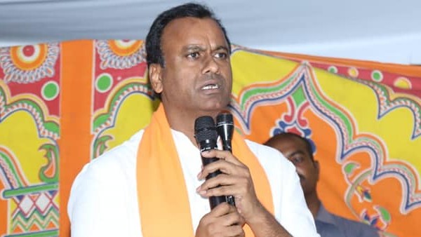 కోమటిరెడ్డి రాజగోపాల్ రెడ్డికి షాక్ 