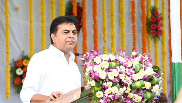 2015లో కొండారెడ్డి పల్లిని దత్తత తీసుకున్న మంత్రి కేటీఆర్.. అనేక అభివృద్ధి కార్యక్రమాలు 