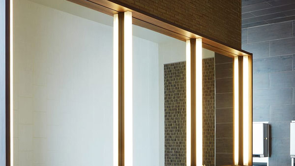 లాకర్లలో ఈ వస్తువులు పెట్టకండి.. పెడితే ధననష్టం