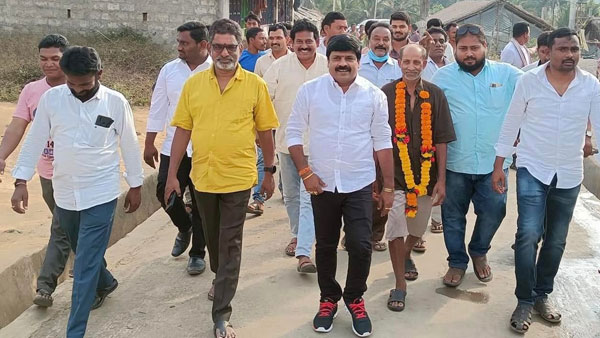 టీడీపీకి అనుకూలంగా ఉందని తేలడంతో..