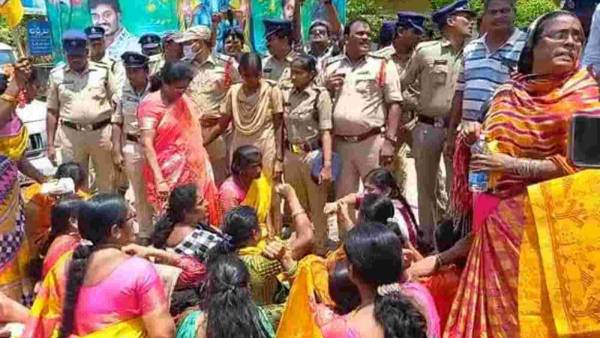  స్టేషన్ లో ఫిర్యాదు
