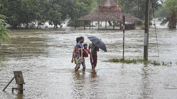 ఏపీ, తెలంగాణతోపాటు ఈ రాష్ట్రాల్లో భారీ వర్షాలు
