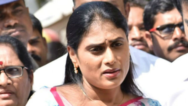 కాంగ్రెస్ పైనా వైఎస్ షర్మిల తీవ్ర వ్యాఖ్యలు కాంగ్రెస్ పైనా వైఎస్ షర్మిల తీవ్ర వ్యాఖ్యలు