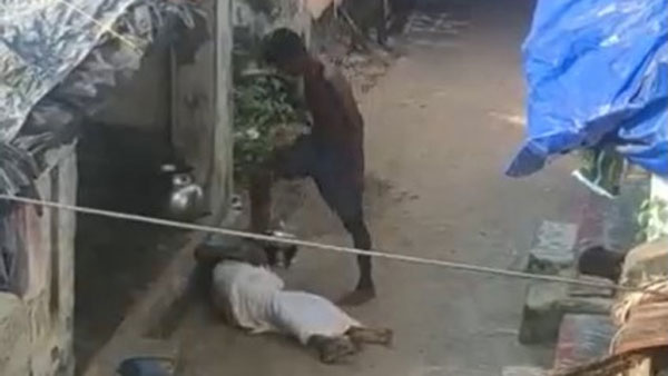 A video of a son beating his mother is going viral on social media A video of a son beating his mother is going viral on social media