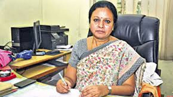 tahsildar sujatha died due to heart stroke at nims hospital. tahsildar sujatha died due to heart stroke at nims hospital.