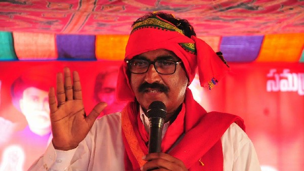 టీఆర్ఎస్ వర్సెస్ కాంగ్రెస్సే కానీ..: వీరభద్రం