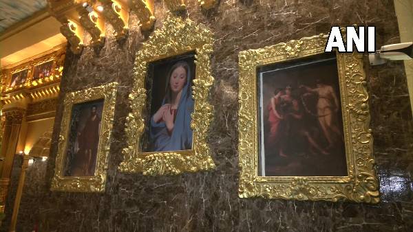 Dussehra 2022: Vatican City themed Durga puja pandal is built in Kolkata Dussehra 2022: Vatican City themed Durga puja pandal is built in Kolkata