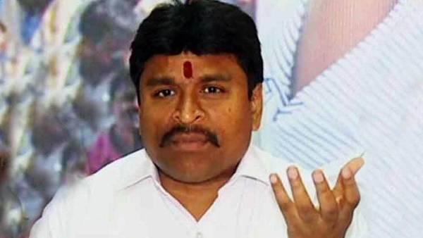  వెల్లంపల్లి ఫైర్..