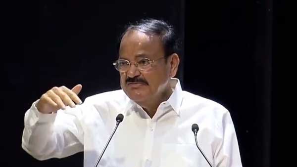 అమెజాన్, గూగుల్ ప్లేలో..