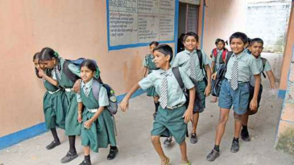  పేదలకు 2600 ఫ్రీ సీట్ల కేటాయింపు