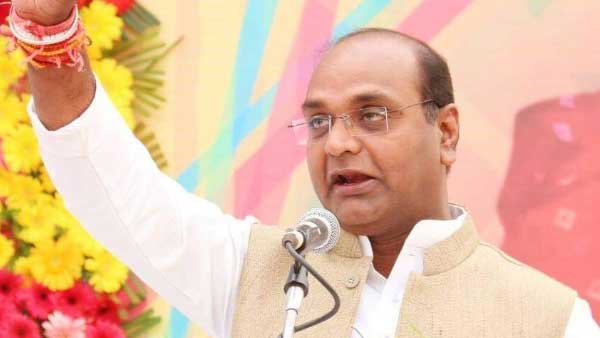 మంత్రి జోక్యం..