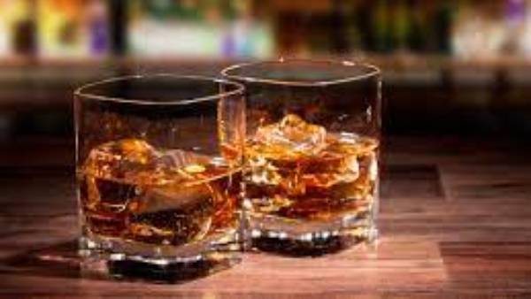  లిక్కర్ మత్తులో జల్సాలు ?