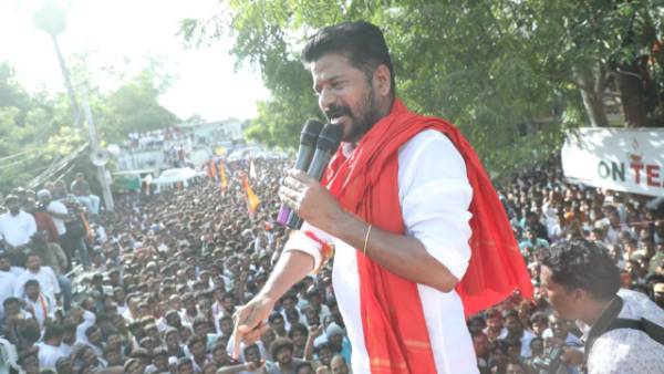  నామినేషన్ వేసిన కాంగ్రెస్ అభ్యర్థి స్రవంతి.. భారీ ర్యాలీతో రేవంత్ కు స్వాగతం