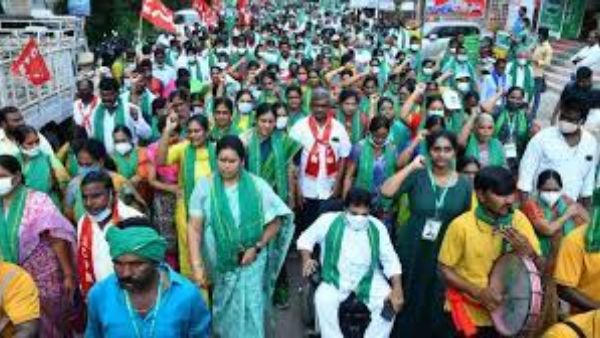  పట్టుమని 60 మంది రైతులు కూడా లేరు