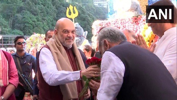  Union Home Minister Amit Shah offers prayers at the Mata Vaishno Devi Temple in Katra.