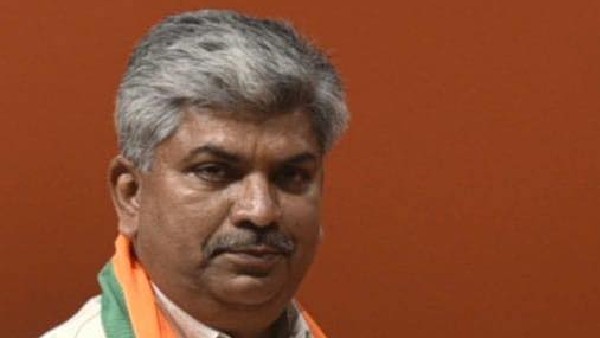 బీజేపీ కి రాపోలు ఆనంద భాస్కర్ గుడ్ బై 