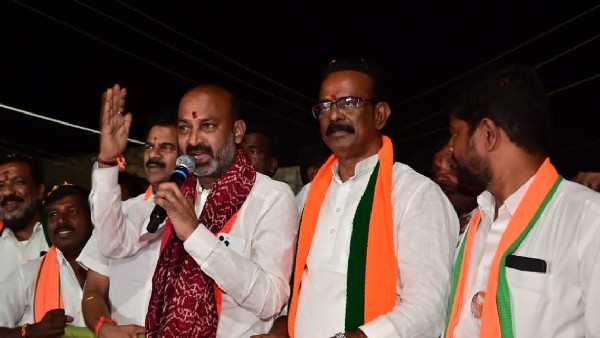 టీఆర్ఎస్ పార్టీని మునుగోడులో బండకేసి బాదండి టీఆర్ఎస్ పార్టీని మునుగోడులో బండకేసి బాదండి