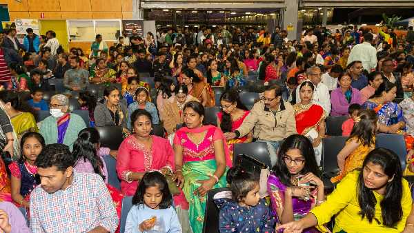 ఆకట్టుకున్న కార్యక్రమాలు