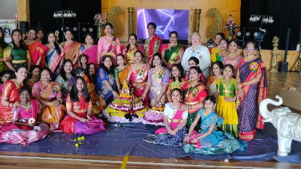 సిడ్నీలో బతుకమ్మ వేడుకలు విజయవంతం