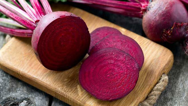 బీపీ అదుపులో ఉంచుకోవాలంటే బీట్ రూట్, ఓట్స్ తినండి