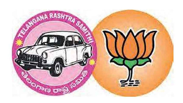 మునుగోడు నుండి బీజేపీని డైవర్ట్ చేస్తూ టీఆర్ఎస్ పాలిటిక్స్ 