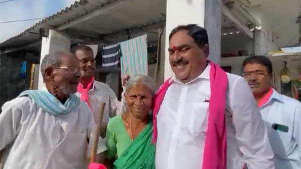 మునుగోడు ప్రచారంలో ఎర్రబెల్లి..