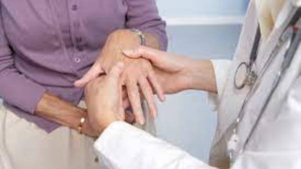  ఆర్థరైటిస్ లో రెండు రకాలు.. ఆస్టియో ఆర్థరైటిస్, రుమటాయిడ్ ఆర్థరైటిస్