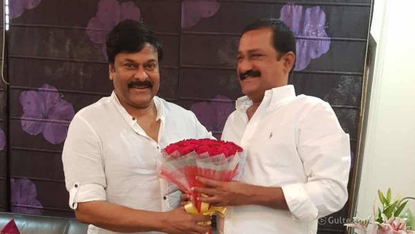 రాజకీయ సమీకరణాలు మారుతున్న వేళ