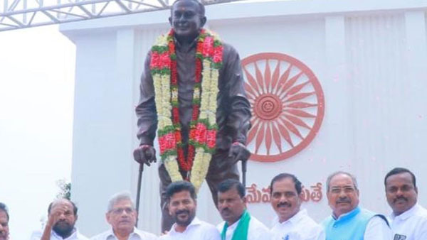 నెక్లెస్ రోడ్ లో జైపాల్ రెడ్డి విగ్రహం పెట్టాలి..