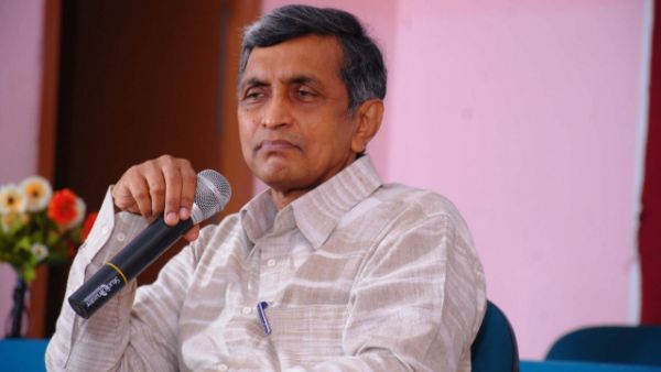 ఏపీ పాలిటిక్స్ లో రీఎంట్రీ ఏపీ పాలిటిక్స్ లో రీఎంట్రీ