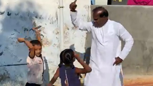 మునుగోడులో పిల్లలతో కేఏ పాల్ డ్యాన్సులు.. ఎన్నికల ప్రచారం 