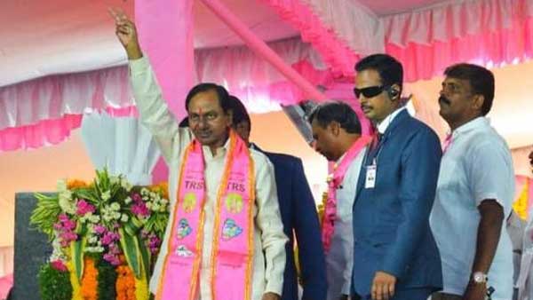  రాష్ట్రంలో పరువు కాపాడాలని చెప్పకనే చెబుతున్న కేసీఆర్