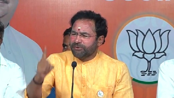 టీఆర్ఎస్ సోషల్ మీడియాలో..