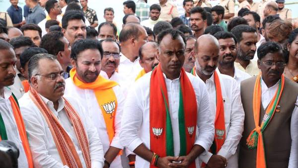 మునుగోడులో చరిత్రాత్మక తీర్పు వస్తుందన్న కోమటిరెడ్డి