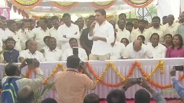 ఫ్లైఓవర్ ను ప్రారంభించిన మంత్రి కేటీఆర్.. ఫ్లైఓవర్ ను ప్రారంభించిన మంత్రి కేటీఆర్..