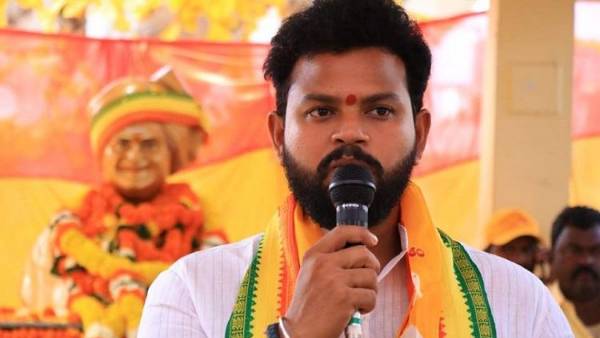 వైసీపీది అవినీతి వికేంద్రీకరణేనంటూ రామ్మోహన్నాయుడు ఫైర్ వైసీపీది అవినీతి వికేంద్రీకరణేనంటూ రామ్మోహన్నాయుడు ఫైర్