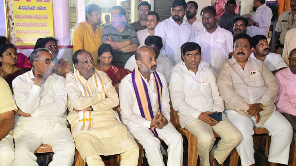  మునుగోడుకు జేపీ నడ్డా, అమిత్ షా... సభలు, రోడ్ షో లు