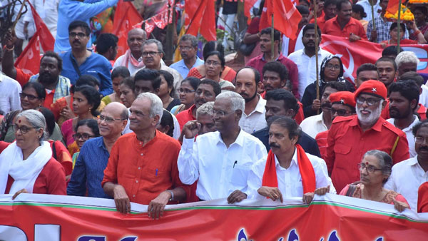  విశాఖ గర్జన వైఫల్యంతో ఫ్రస్ట్రేషన్