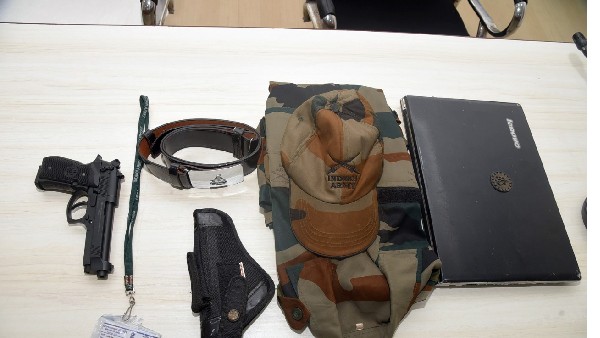 గతంలో నేవీ ఉద్యోగాలు ఇప్పిస్తానని మోసం.. గతంలో నేవీ ఉద్యోగాలు ఇప్పిస్తానని మోసం..