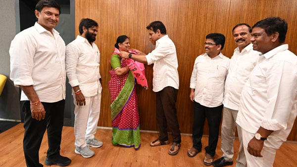మునుగోడు ఎన్నికల్లో తమ వంతు కృషి చేస్తామన్న పల్లె రవికుమార్