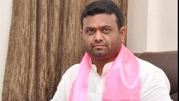 పైలెట్ రోహిత్ రెడ్డికి భద్రత పెంపు