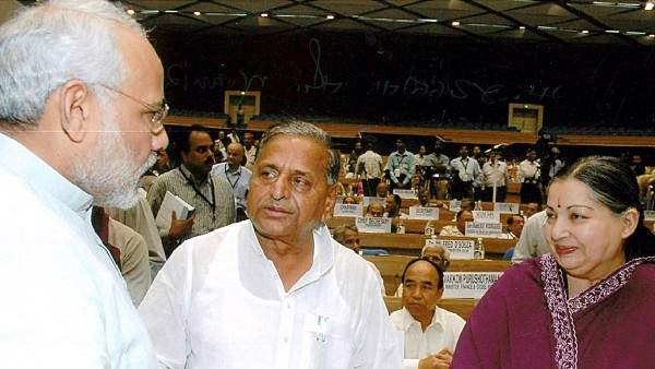  ఐసీయూలో..