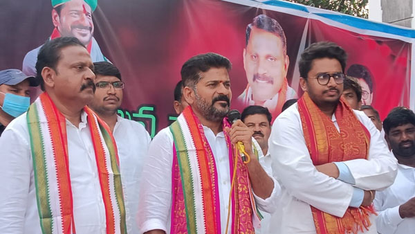  కోమటిరెడ్డి విదేశీ పర్యటన..