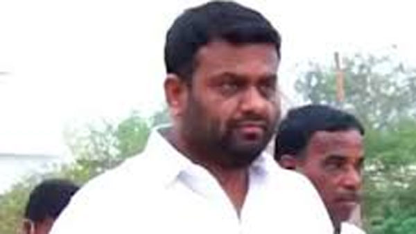 MLA Rohit Reddy moves strategically in Farm house episode, lead to interesting debate in TRS