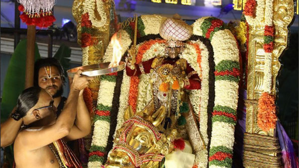 గోవిందా.... గోవింద గోవిందా.... గోవింద