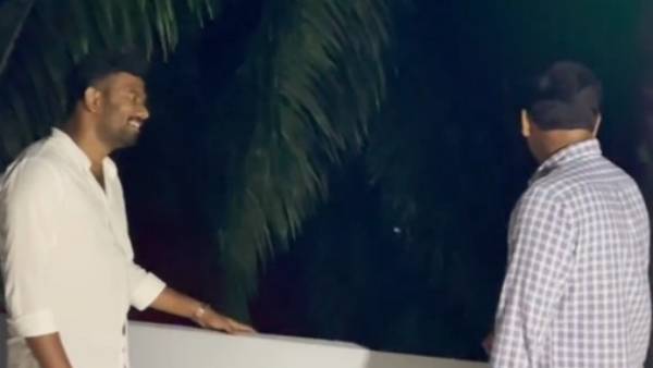  పాదయాత్రలో పాల్గొన్న వారసులు